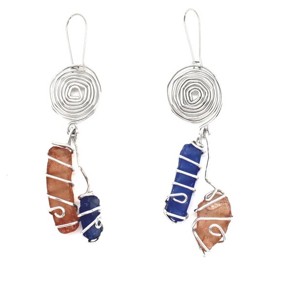 Handmade spiral wire wrapped blue and orange glass earrings. - Picture 3 of 6
